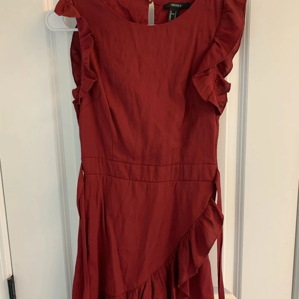 Dress - Picture 1 of 1